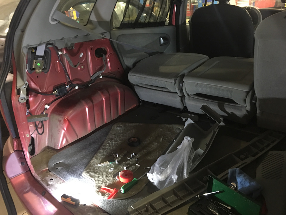 Фото в бортжурнале Renault Scenic I