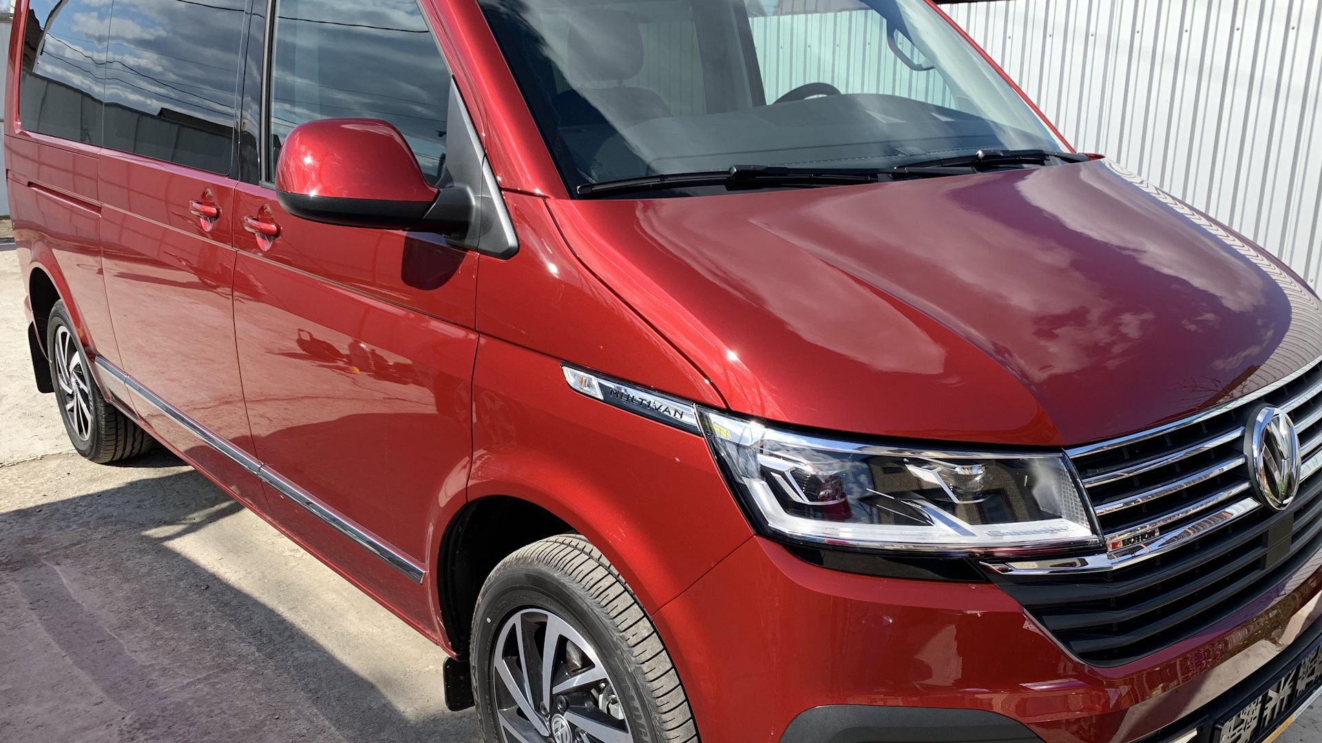 Volkswagen Multivan (T6.1) 2.0 дизельный 2020 | bʌsик long на DRIVE2