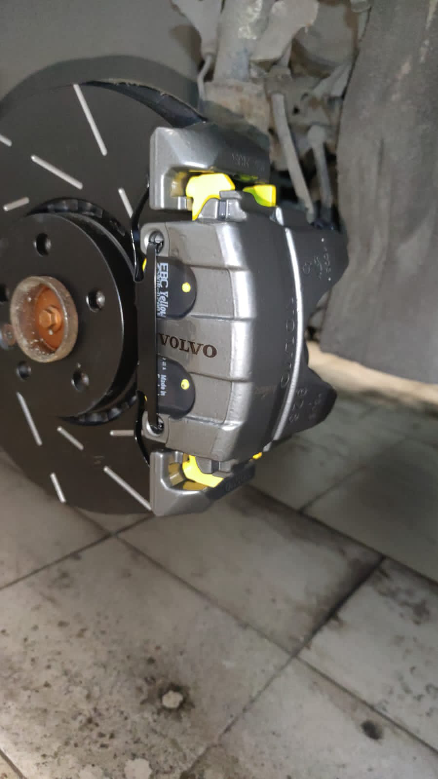 Фото в бортжурнале Volvo XC60 (1G)