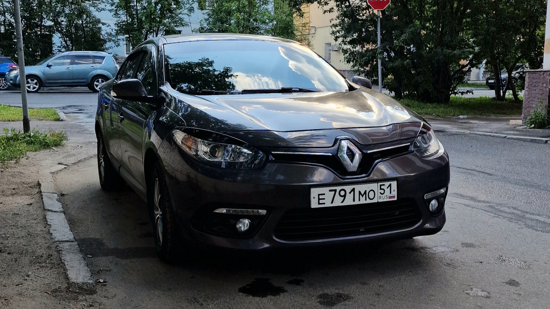 Renault Fluence 2.0 бензиновый 2013 | 2.0 CVT на DRIVE2