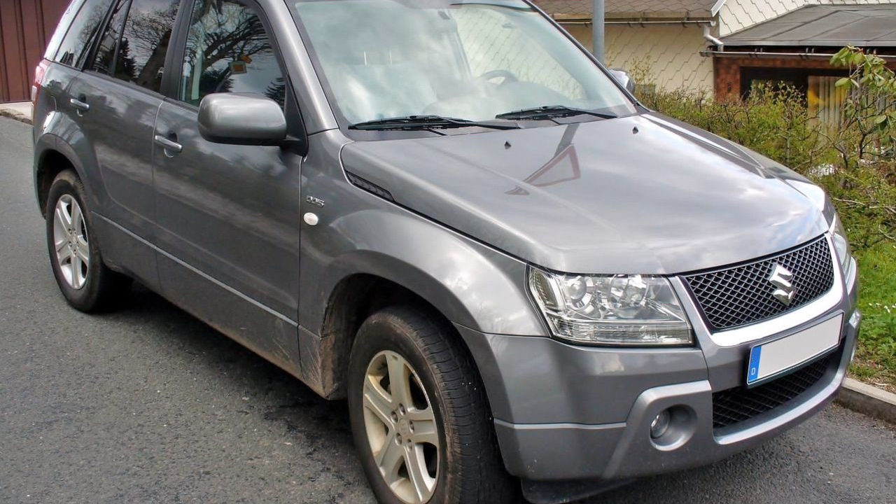 Suzuki Grand Vitara (2G) 2.0 бензиновый 2010 | 2,0 МТ на DRIVE2