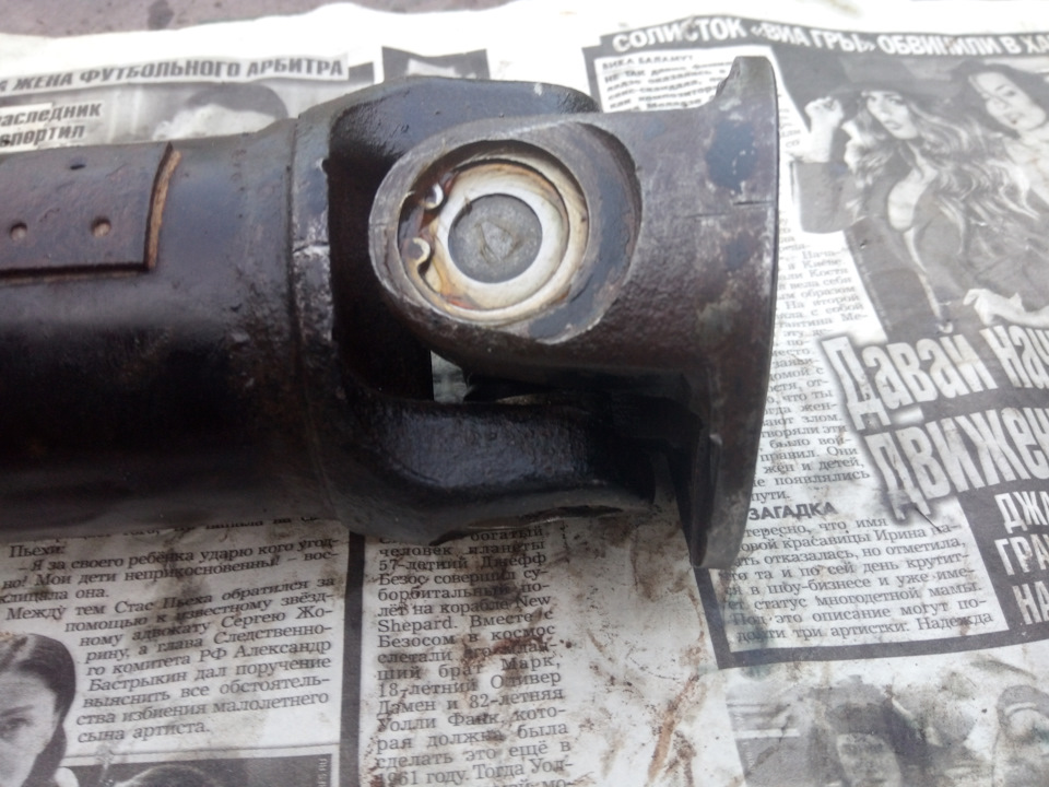 zCLABqsP5EWhINnAJluT0idmu8I 960 Как выбить крестовину нива шевроле