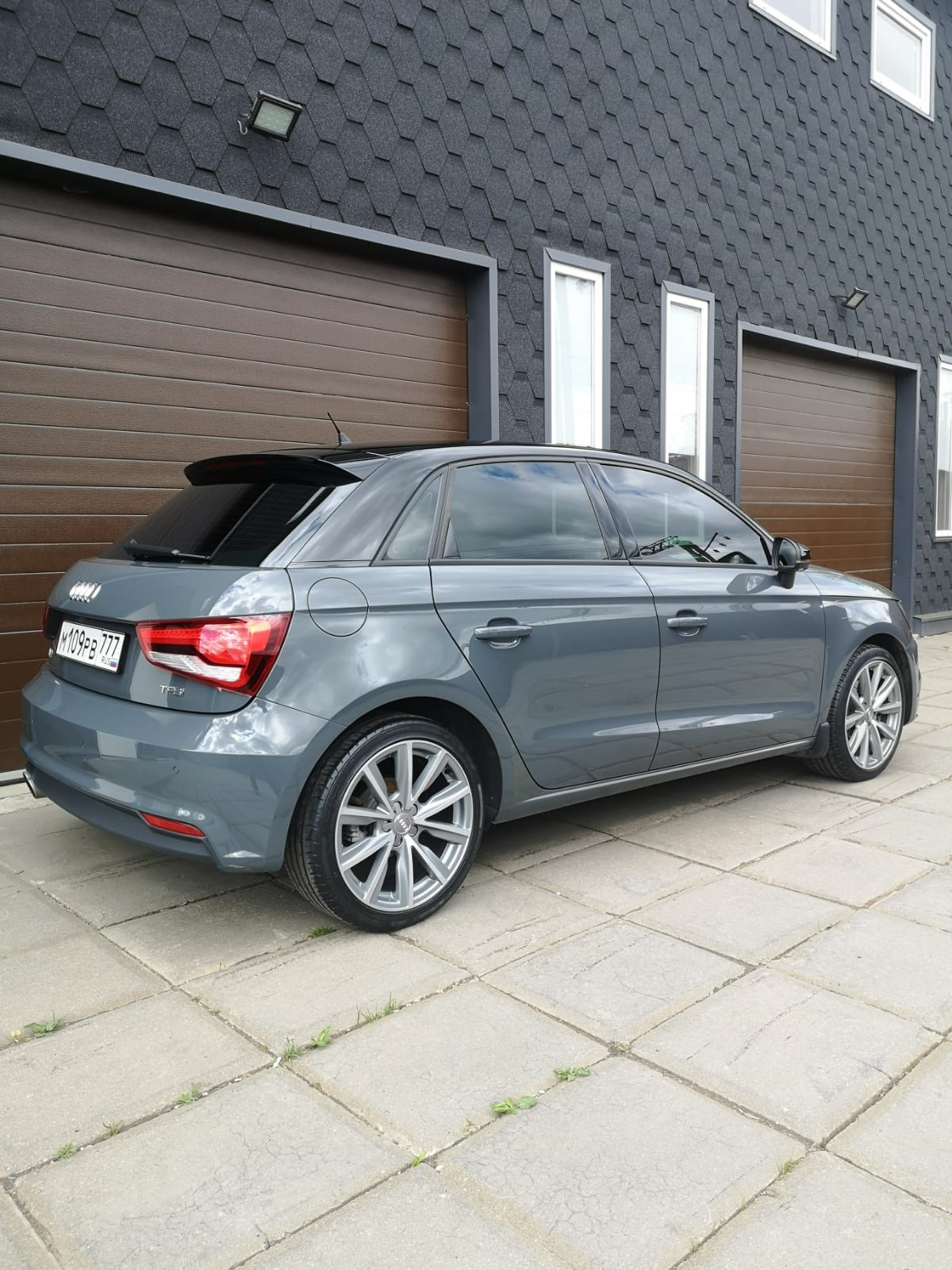 Продана😭 — Audi A1 Sportback, 1,4 л, 2016 года | просто так | DRIVE2