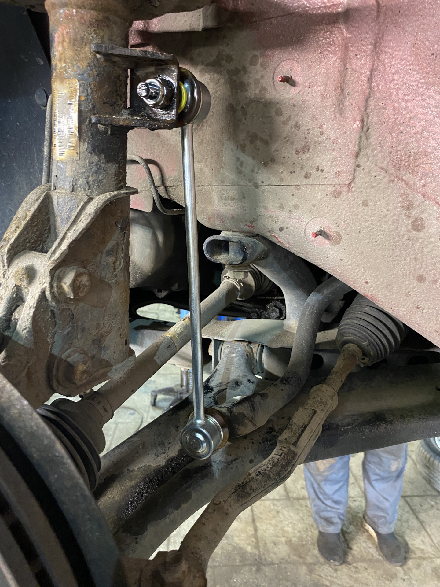 Стойки стабилизатора фирмы Трек — Lada Vesta, 1,6 л, 2018 года | визит ...