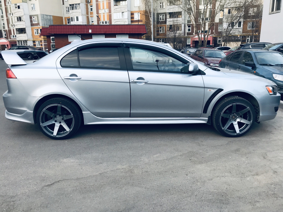 1. Летний комплект колес. — Mitsubishi Lancer X, 2 л, 2008 года ...