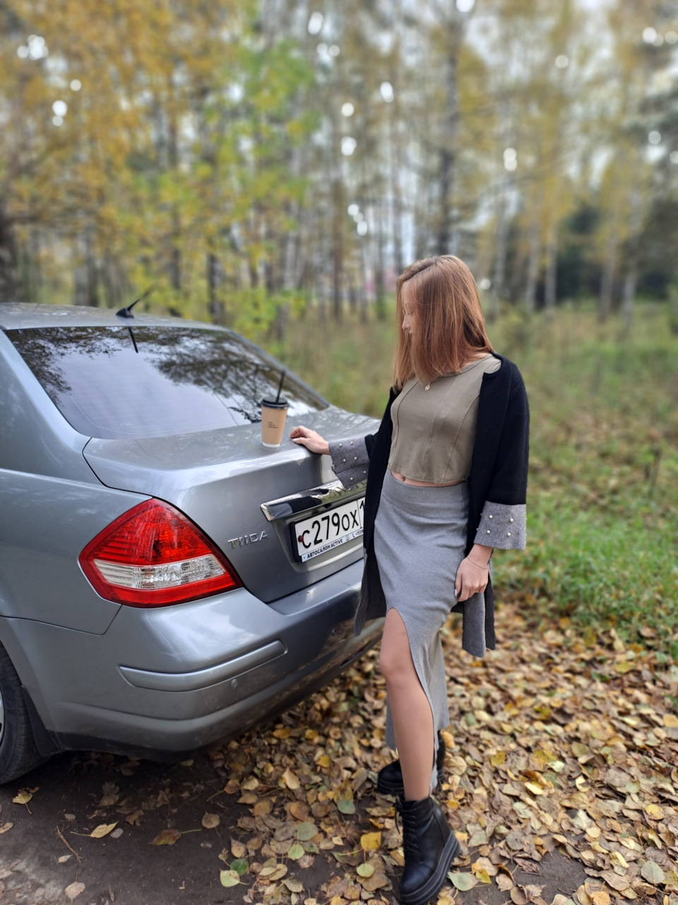 Машина продана, небольшая осенняя фотосессия — Nissan Tiida (1G), 1,6 л,  2008 года | продажа машины | DRIVE2