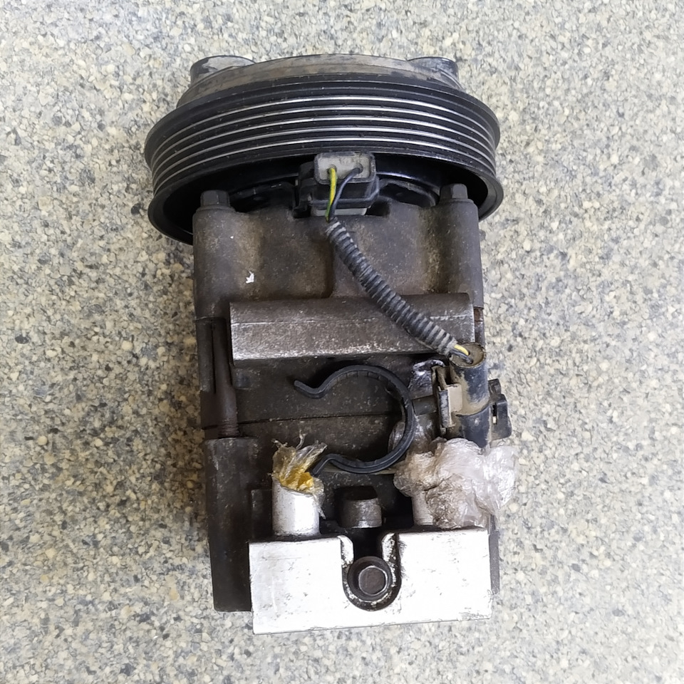 Фото в бортжурнале Lincoln Town Car III