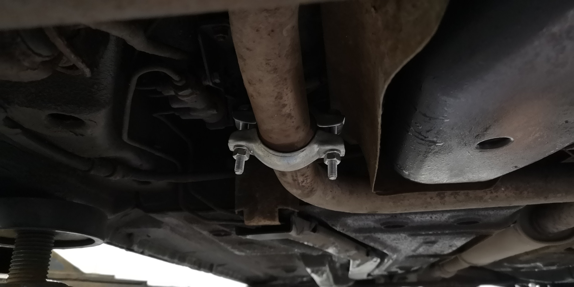 § 58. Замена хомута глушителя 1118-1203064-00 + набор инструмента ...