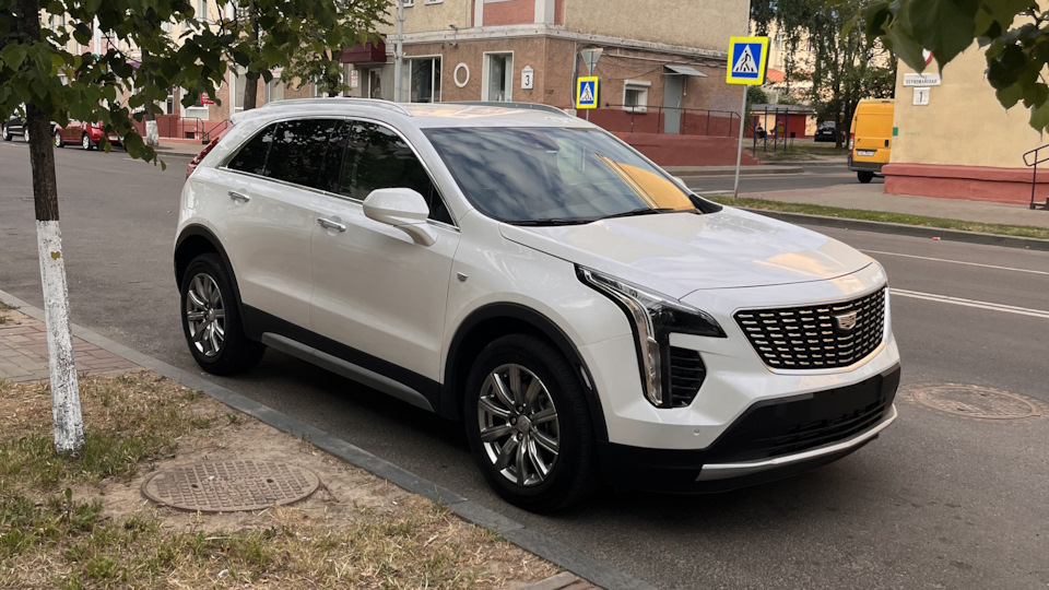 Cadillac XT4 350T