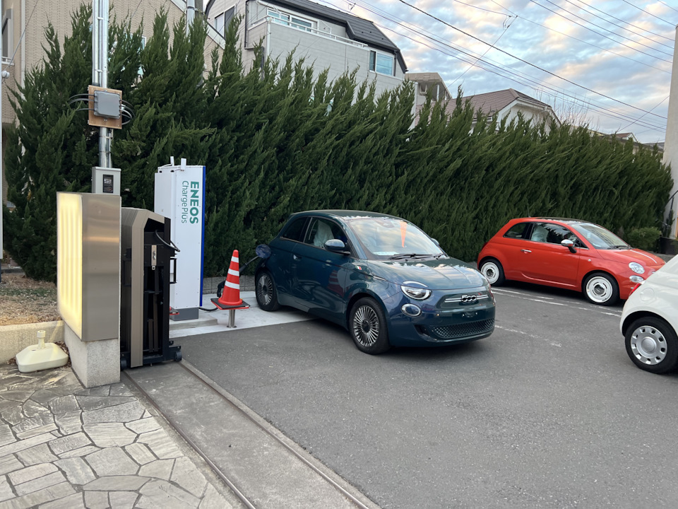Akebono, Nissan C3 в Автобакс Япония — DRIVE2