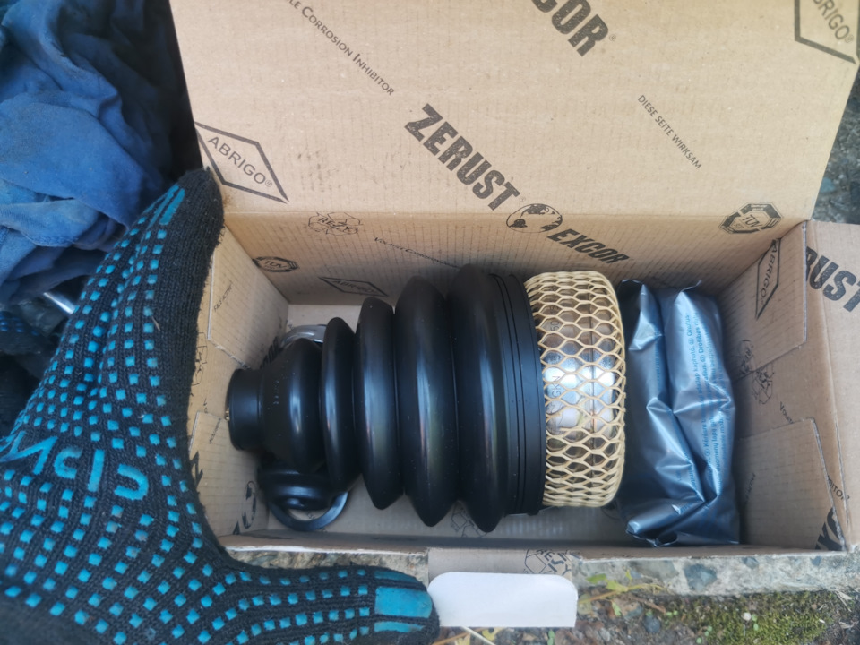 Замена наружнего шруса — Volkswagen Passat B6, 2 л, 2006 года | своими ...