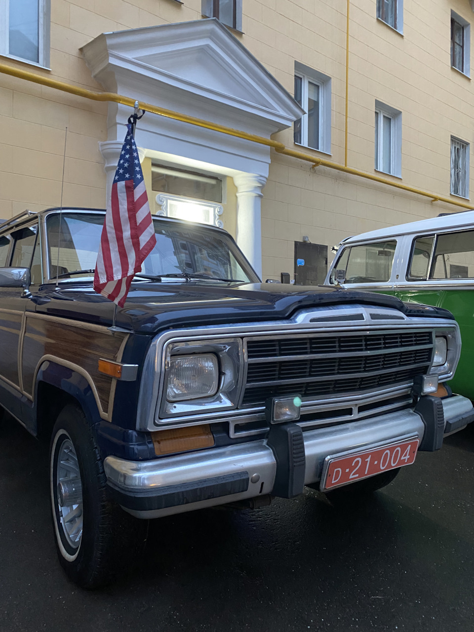 Внезапное начало сезона — Jeep Wagoneer, 5,9 л, 1986 года | фотография |  DRIVE2