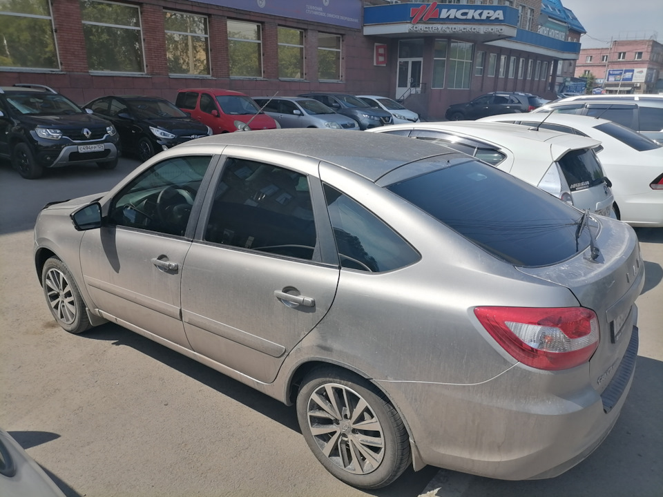 027. Затонировал наконец то. — Lada Гранта Лифтбек (2G), 1,6 л, 2021 ...