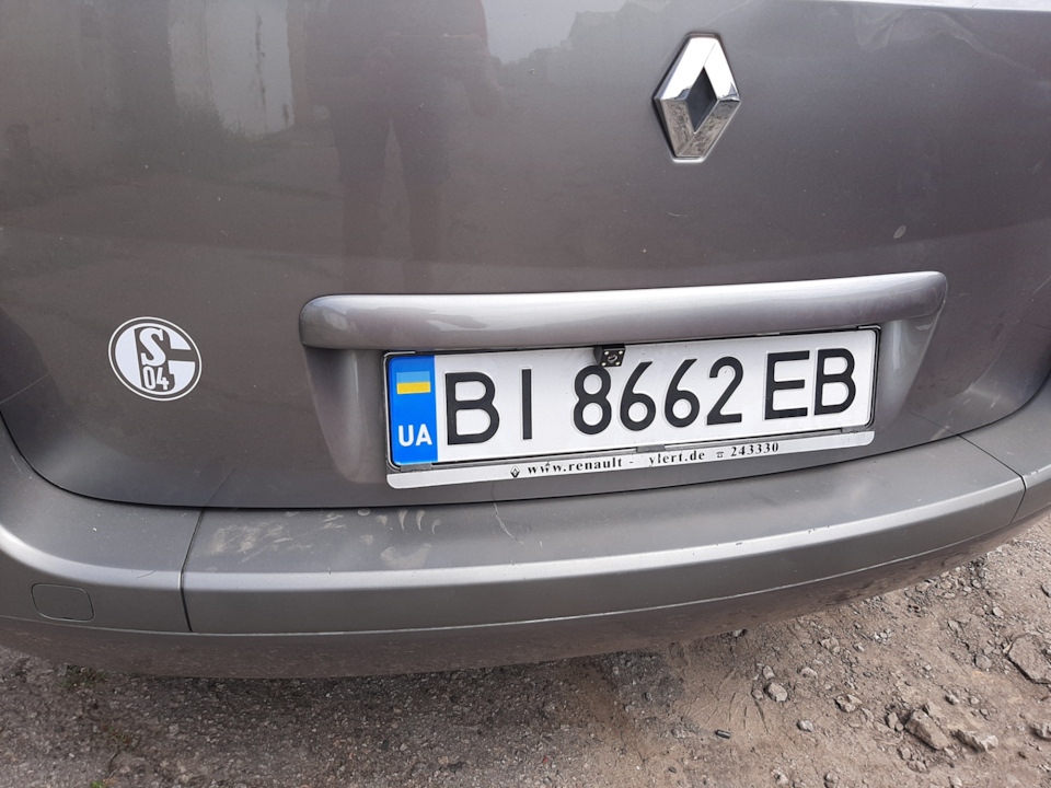 Установка зеркала заднего вида с камерой — Renault Megane II, 1,6 л ...