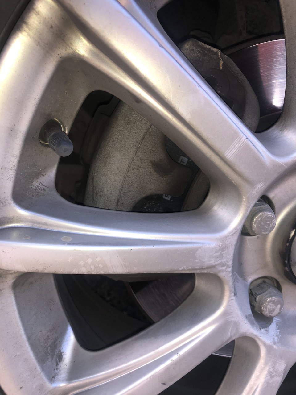 Как я менял колодки — Mazda CX-5 (1G), 2 л, 2011 года | запчасти | DRIVE2