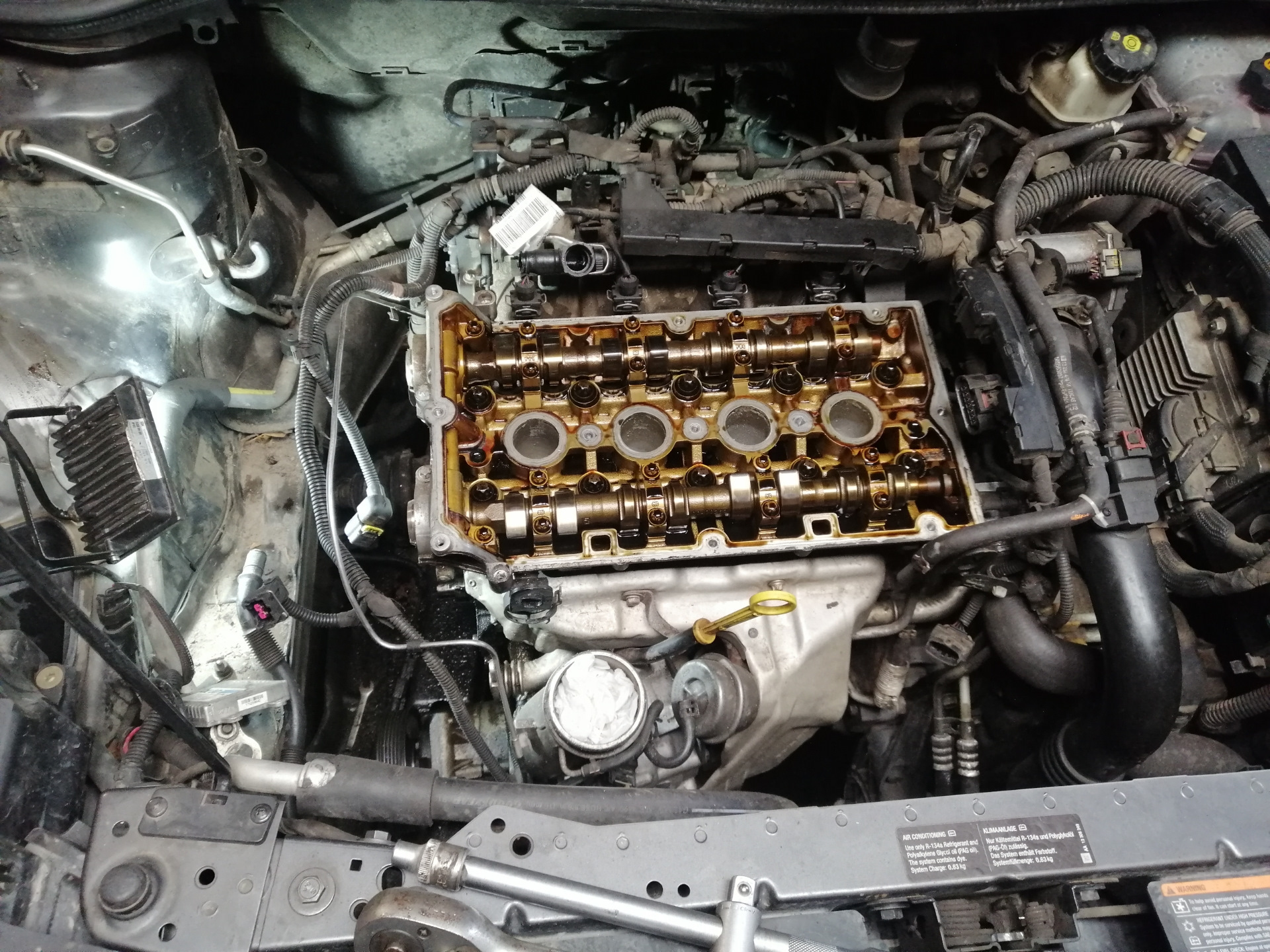 Опель жрет масло. Двигатель a16let турбо Opel Astra j. Мотор Опель 1.6 180 л.с.