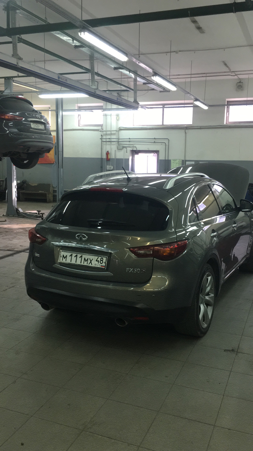 Фото в бортжурнале Infiniti FX (2G)