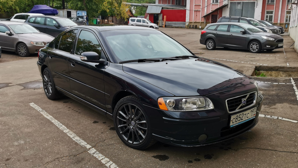 Volvo S60 2.4AT
