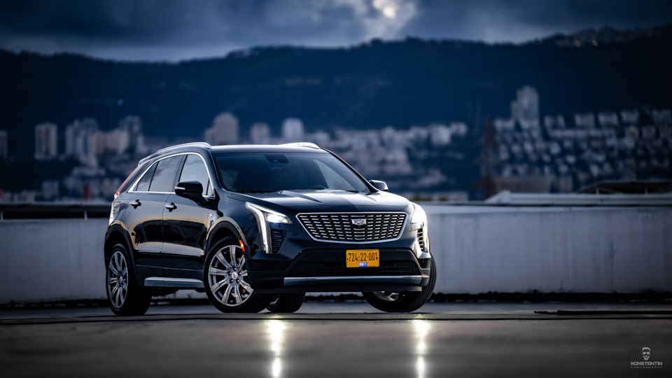 Cadillac XT4 Back in Black