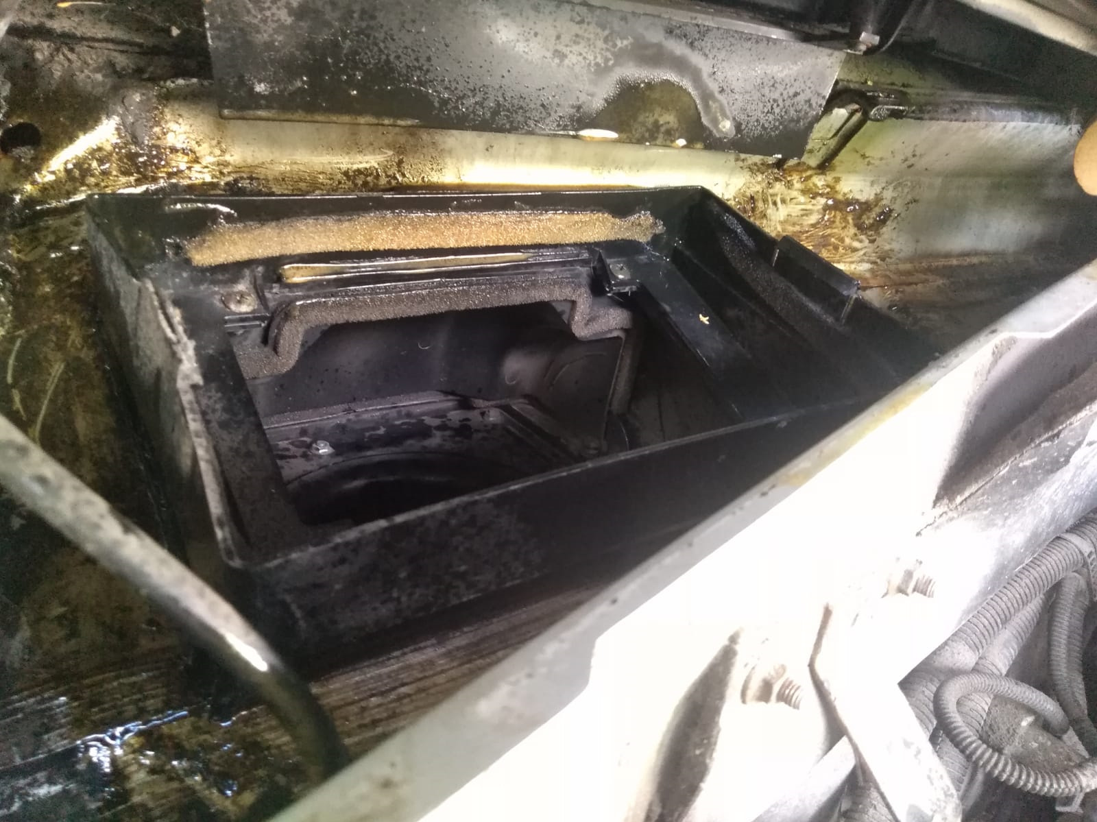 Вынос мозга, вот он какой.) Залило ЭБУ (мозги) на Шеви Нива. Перенёс ...