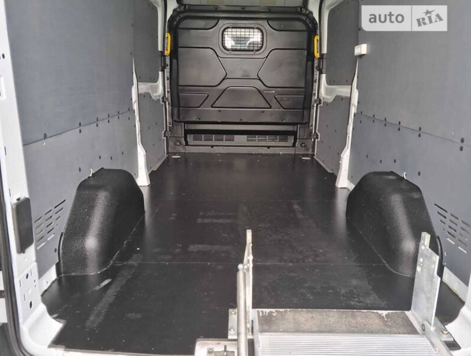 Фото в бортжурнале Ford Transit (8G)