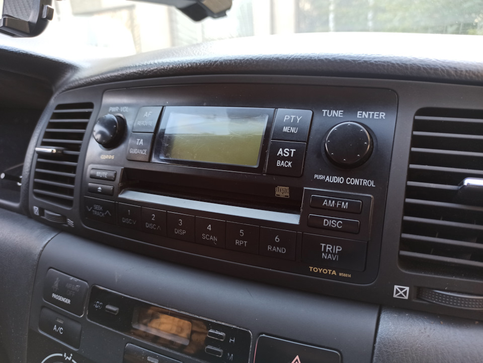 Установка блютуз модуля и выпайка линейных выходов на штатной магнитоле ...