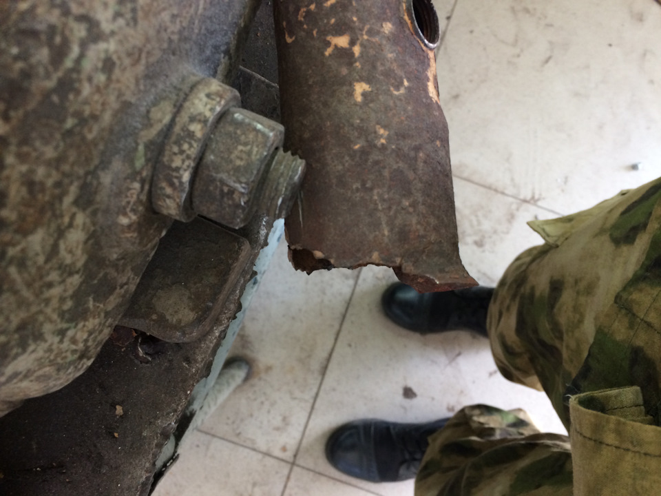 Замена выхлопной системы и удаление катализатора — Peugeot 307, 2 л ...