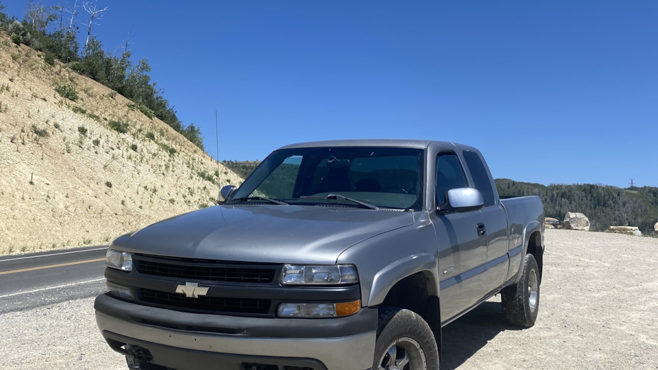 Chevrolet Silverado Dark Highway