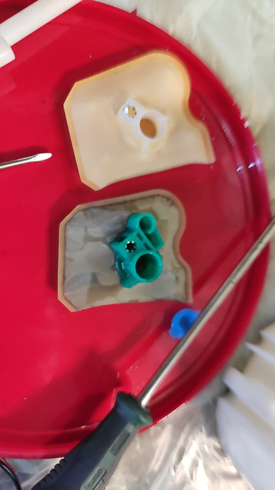 Замена топливного фильтра на Kia Sportage 3 Ресталинг — KIA Sportage ...