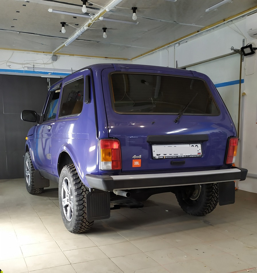 шумо-виброизоляция Lada Niva 4x4 моторный отсек и колесные арки — Lada 4x4  3D, 1,7 л, 2017 года | тюнинг | DRIVE2