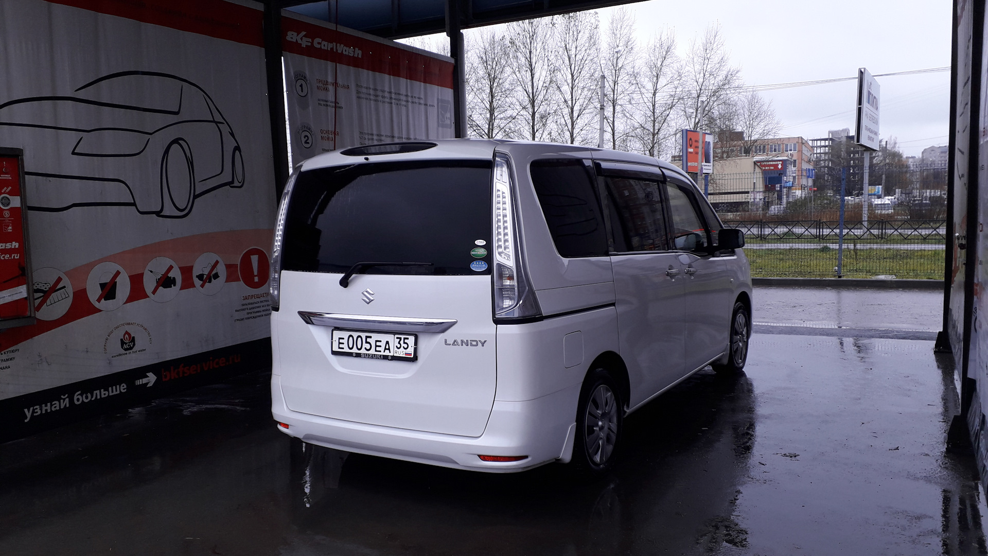 Nissan Serena Mk IV (C26) 2.0 гибридный 2012 | Suzuki Landy Гибридная на  DRIVE2