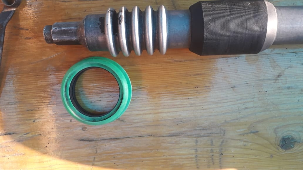 фольксваген т4 подшипник червяка рулевой рейки механическая. тефлоновые кольца в рейку е36. фольксваген t4 ремкомплект рулевой рейки. кольца рулевой рейки. тефлоновые кольца рулевой рейки kia carnival 1999-2001.