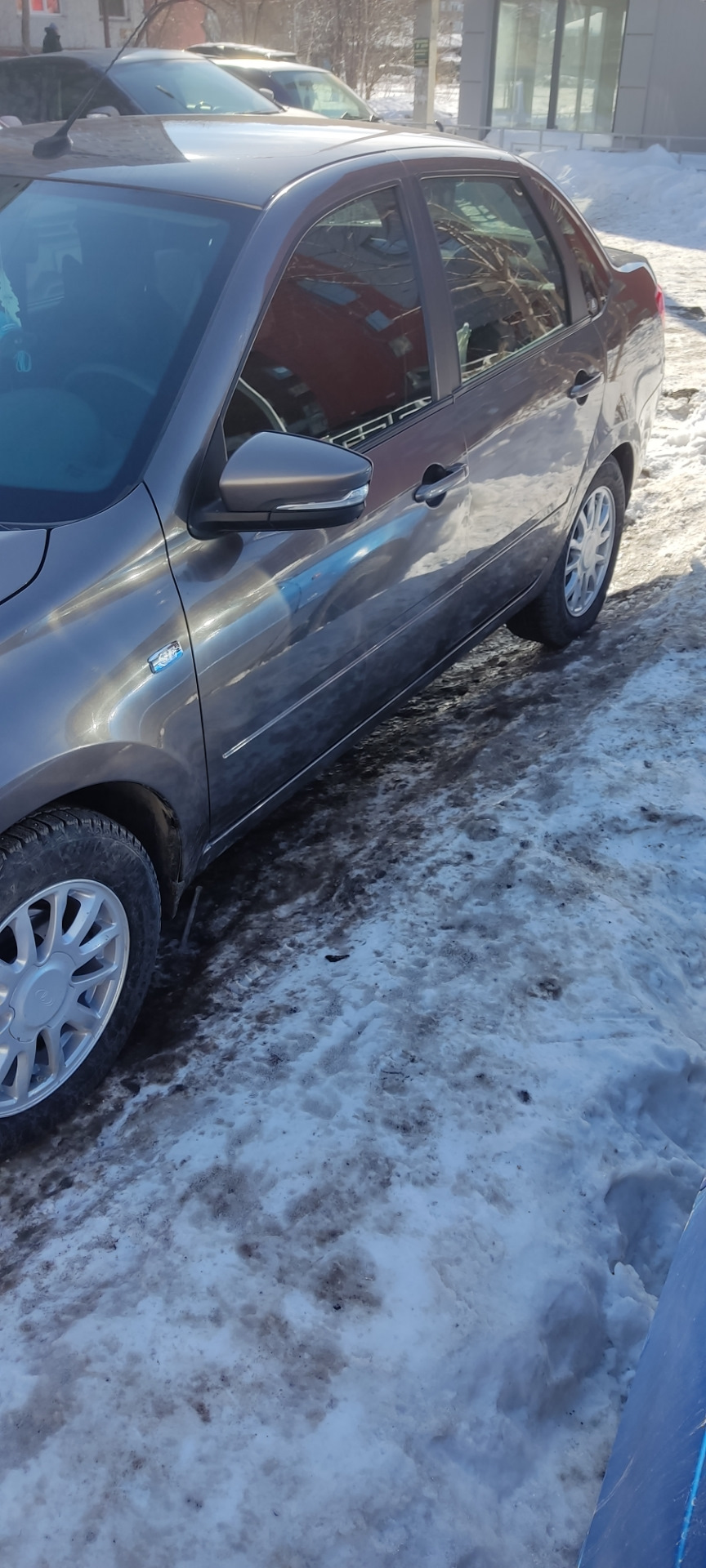 Как атермальная тонировка выглядит на улице — Lada Гранта, 1,6 л, 2017 ...