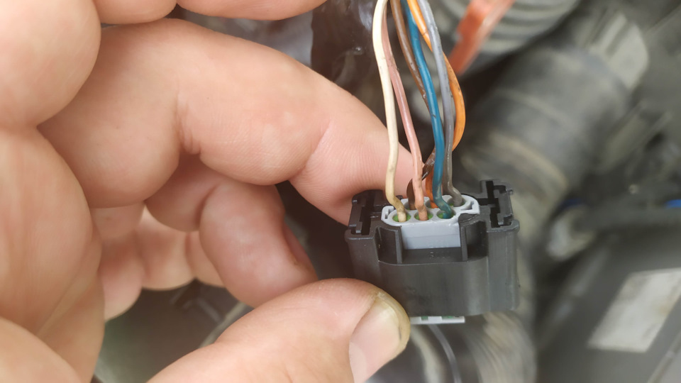 Ремонт разъема дроссельной заслонки — KIA Ceed SW (1G), 1,6 л, 2010 ...