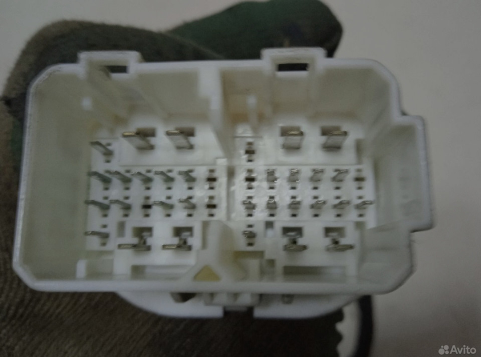 Перепиновка разъема двери — Chevrolet Captiva (1G), 2,2 л., 2012 года ...