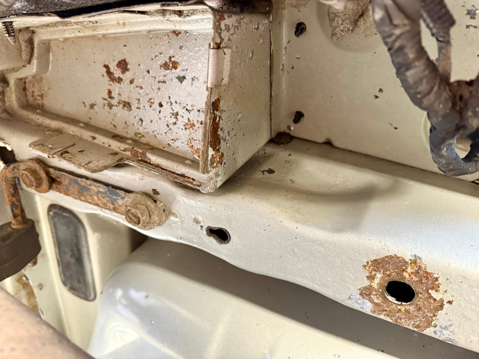 Фото в бортжурнале Ford Explorer (5G)