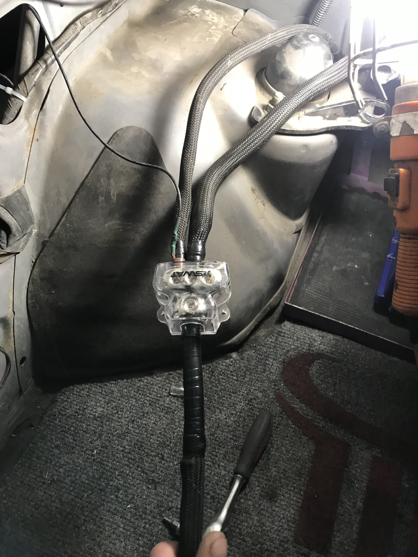 5 масса от акб. Проводка акб. Проводка акб. Проводка акб. Акб на луаз 969м.