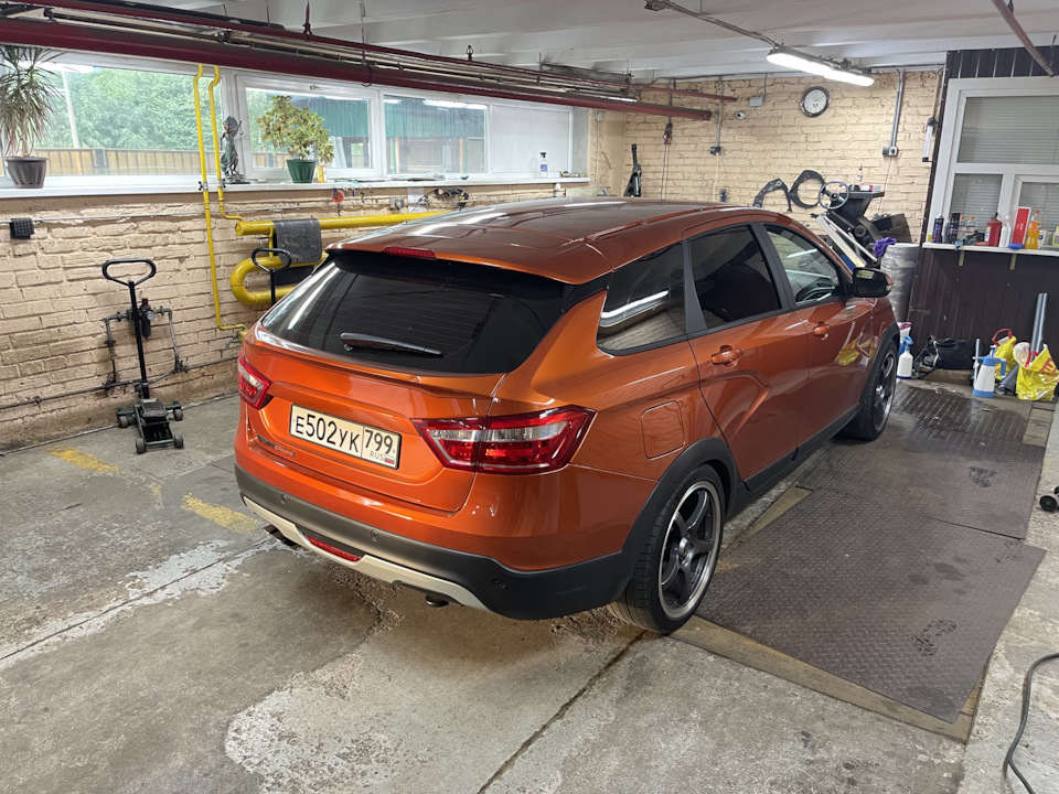 #21 Комплектация СВ Кросс «Престиж Black» — Lada Vesta SW Cross (1G), 1 ...