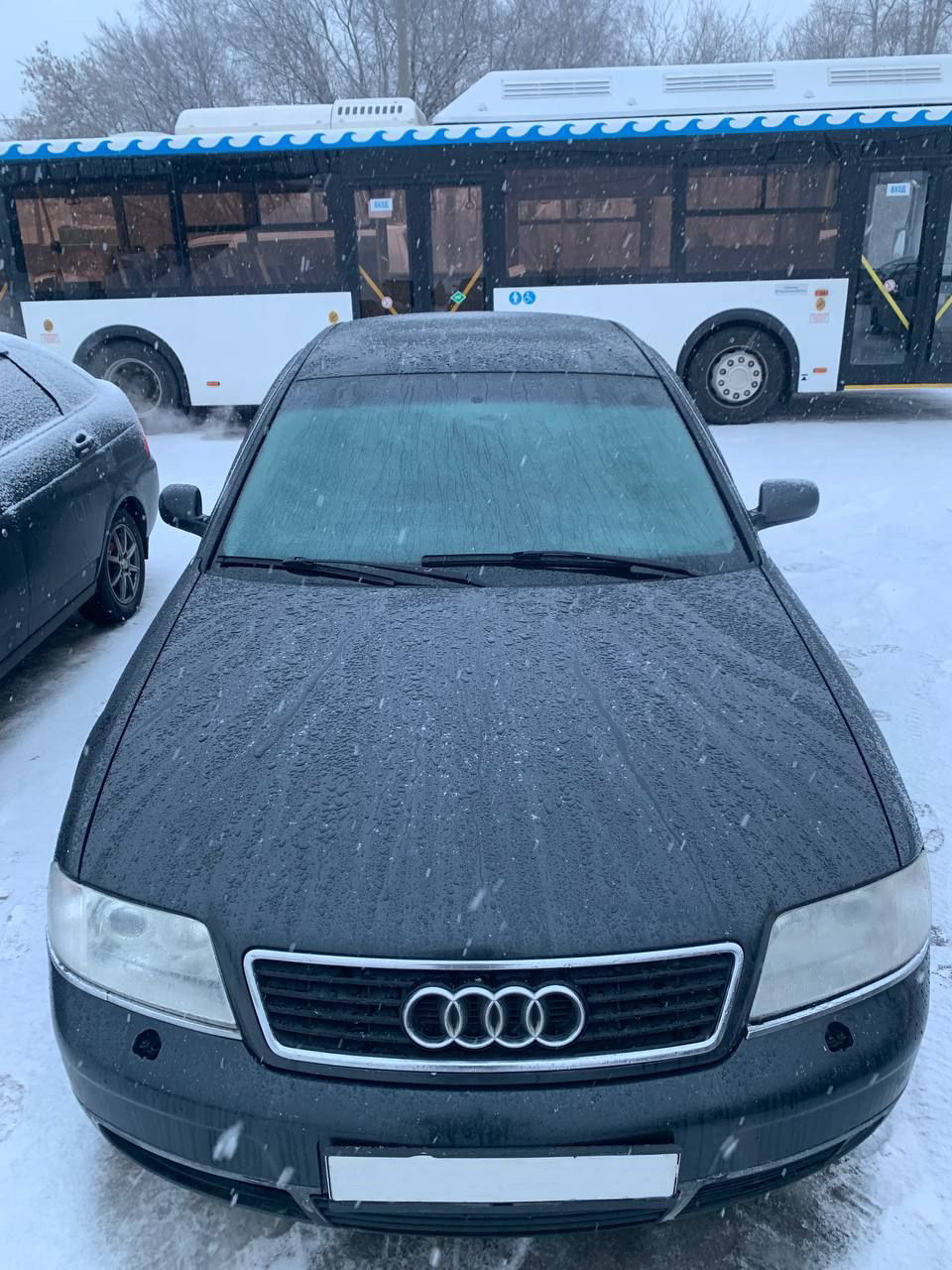 Стекло audi a6