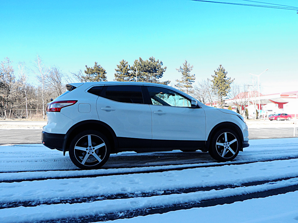 Фото в бортжурнале Nissan Qashqai (2G)