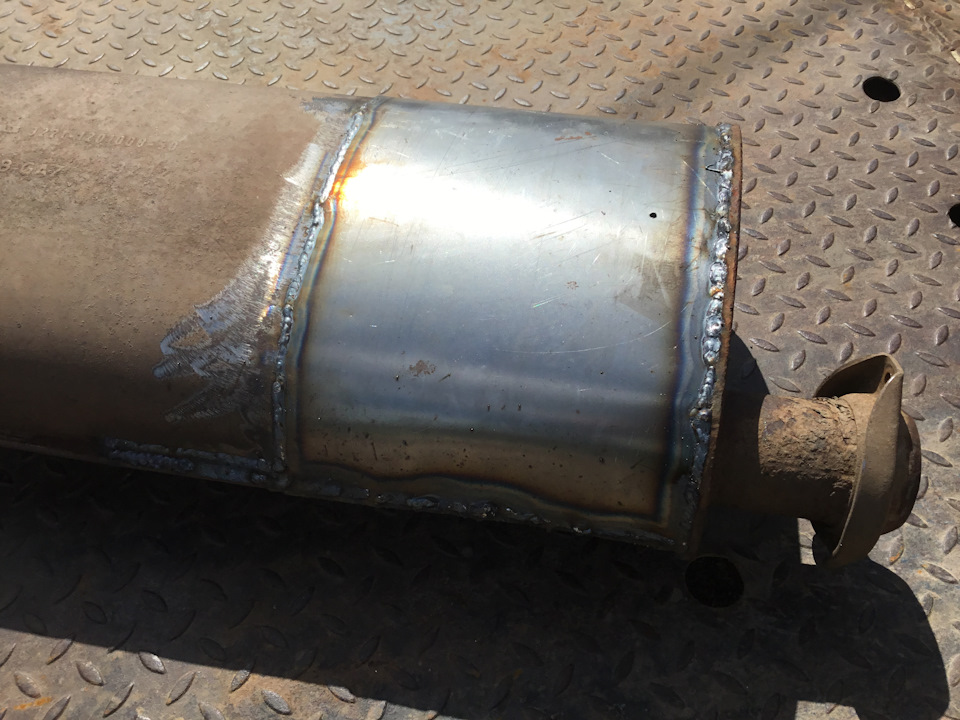 Начало кузовного ремонта и покраска поводков дворников — Renault Laguna ...