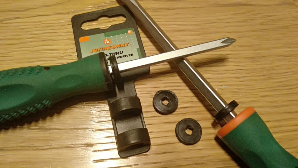 zQAAAgCyXOA 960 крепление номера шкода йети