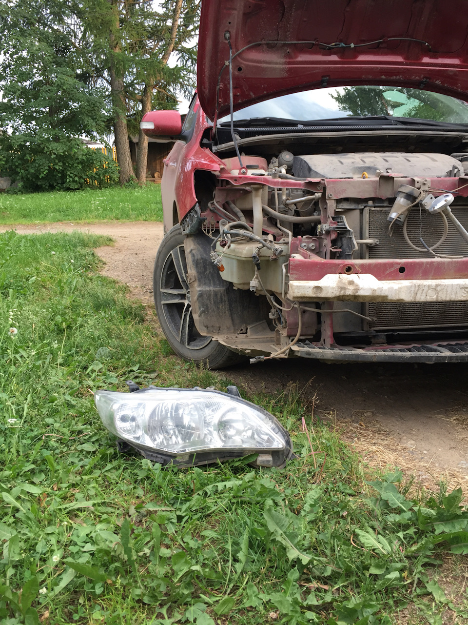 Как не надо менять лампы в габаритах — Toyota Corolla (140/150), 1,6 л ...