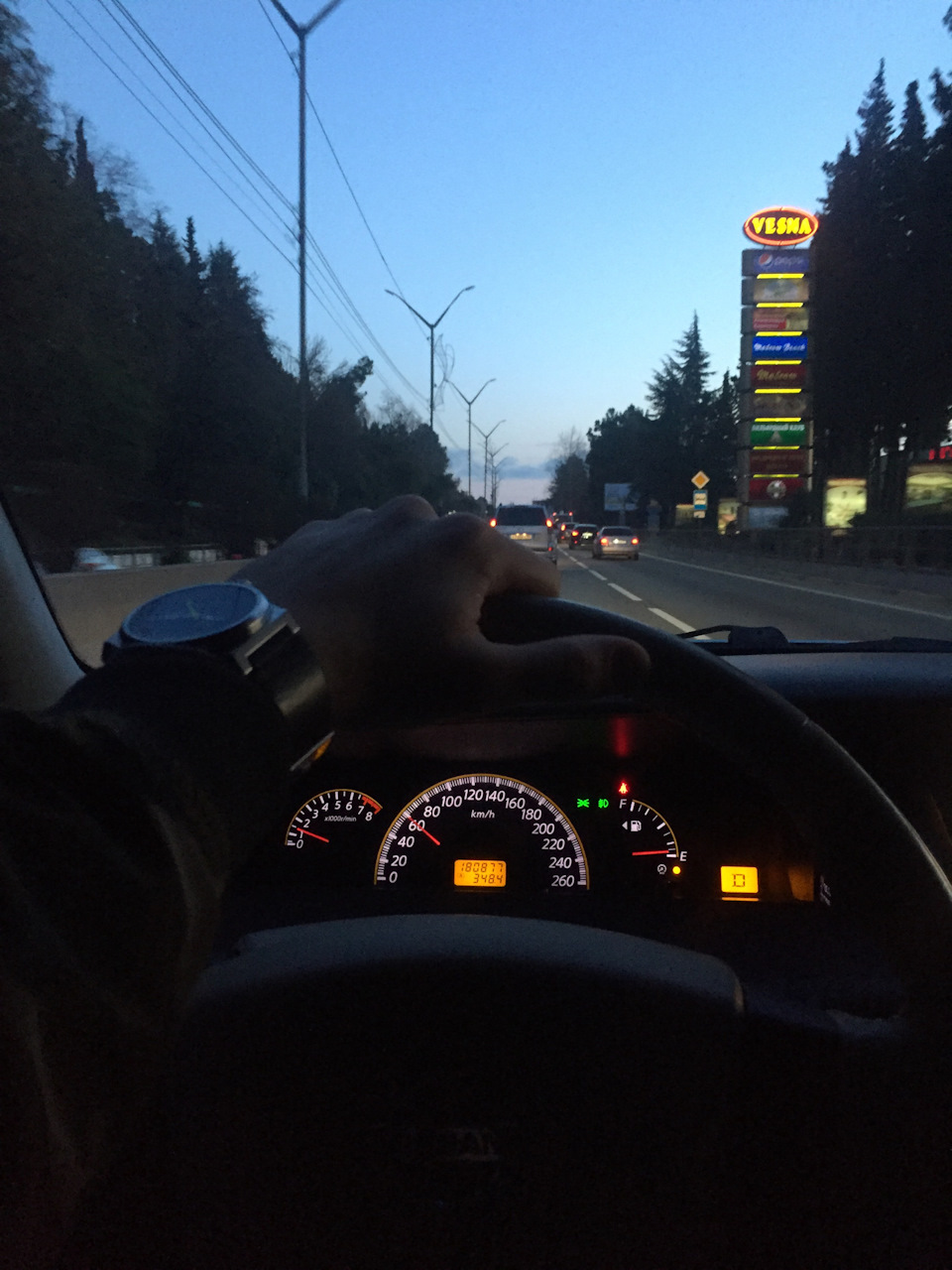 Замена расширительного бачка — Lada Приора Купе, 1,6 л, 2011 года ...