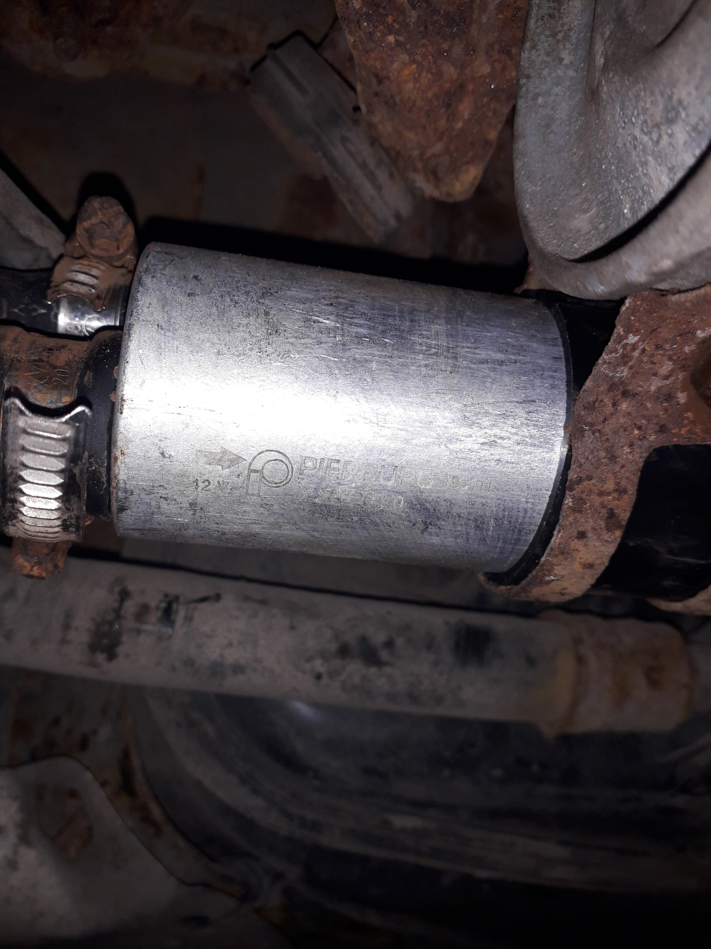 Чистка и смазка клемм аккумулятора — Mitsubishi Pajero Sport (2G), 2,5 ...