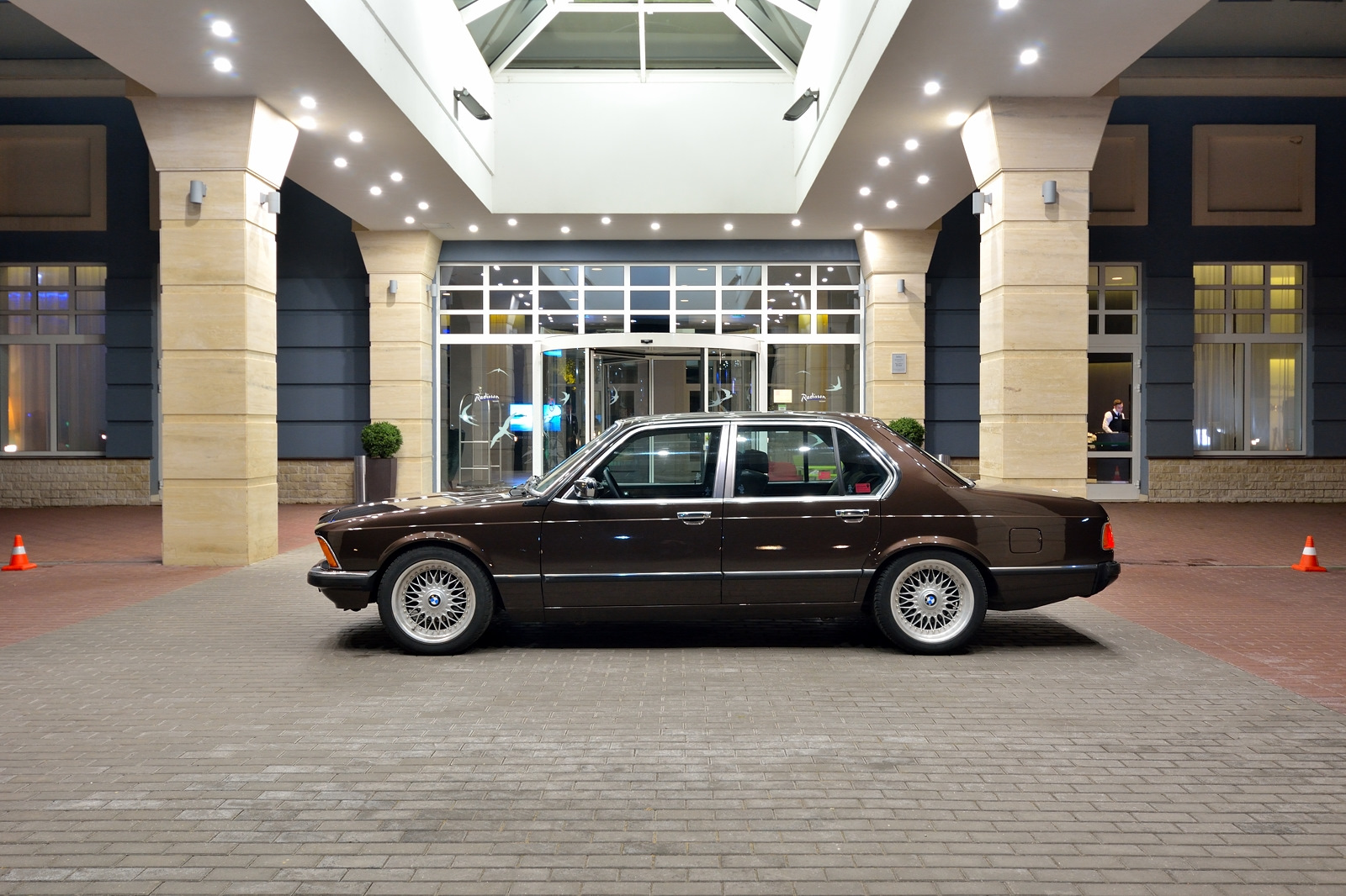 Bmw 7 e23 gta 5 фото 106