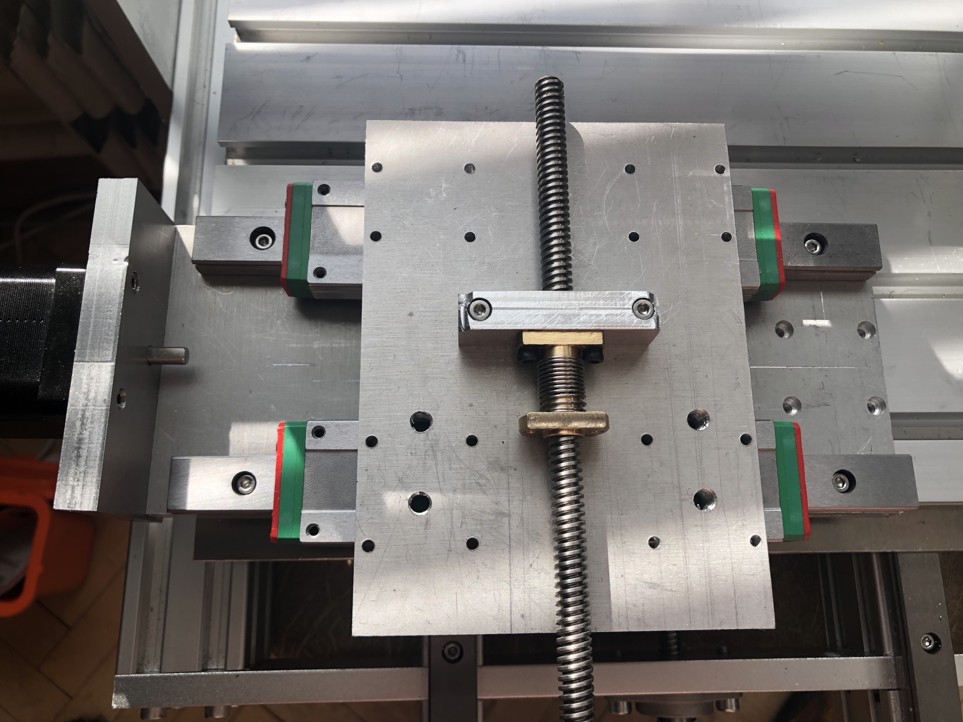 Ось z. CNC 3018 ось z. Линейные подшипники оси z CNC 3018. CNC 3018 ось z гайка. Ось z для CNC 3018 Pro.