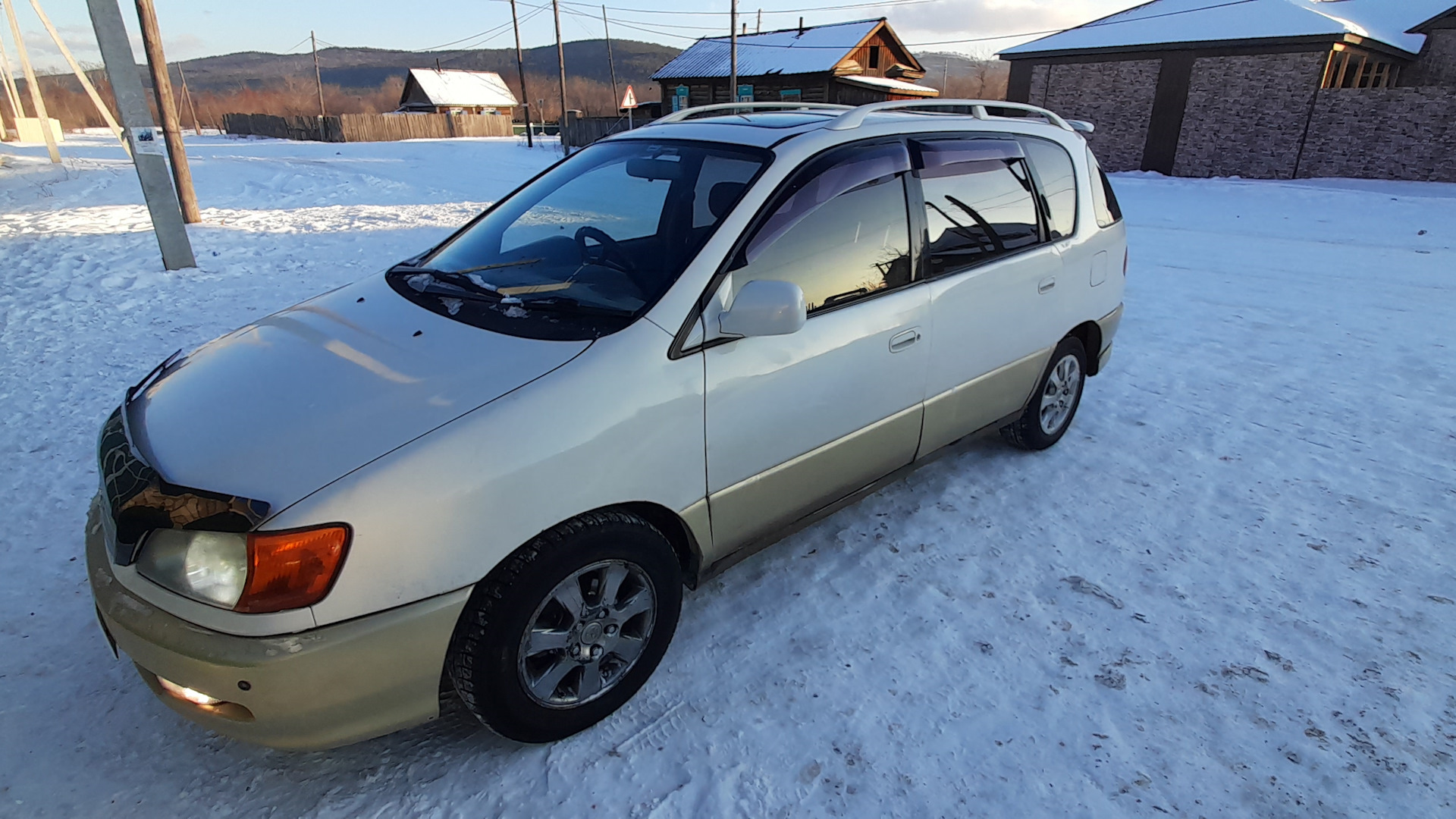 Toyota Ipsum (10) 2.0 бензиновый 1998 | Пикник на DRIVE2