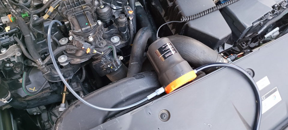 Замена масла вакуумным насосом — Peugeot 508 (1G), 2 л., 2014 года .