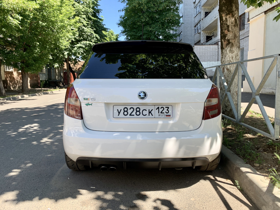 Заглушка дворник — Skoda Fabia RS Mk2, 1,4 л, 2011 года | стайлинг | DRIVE2